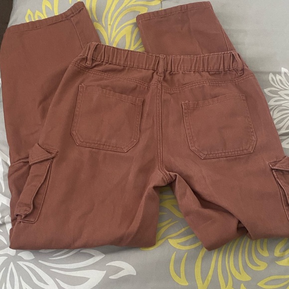 brown cargo pants - Picture 3 of 3